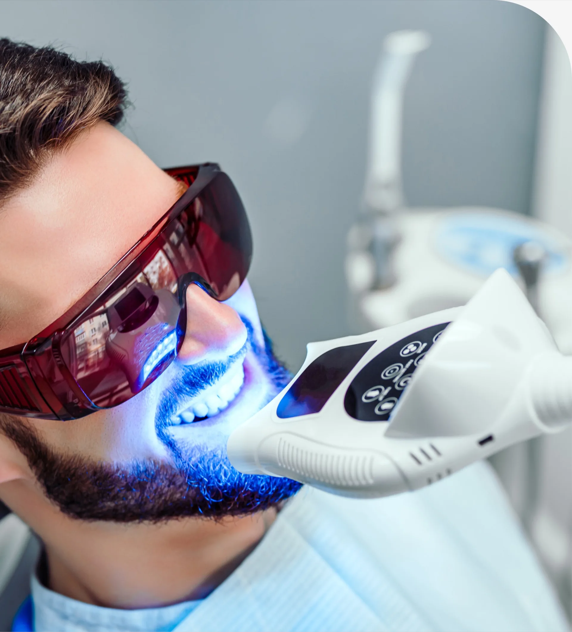 Professional Teeth Whitening in Dallas, TX - R. David Brumbaugh, DDS